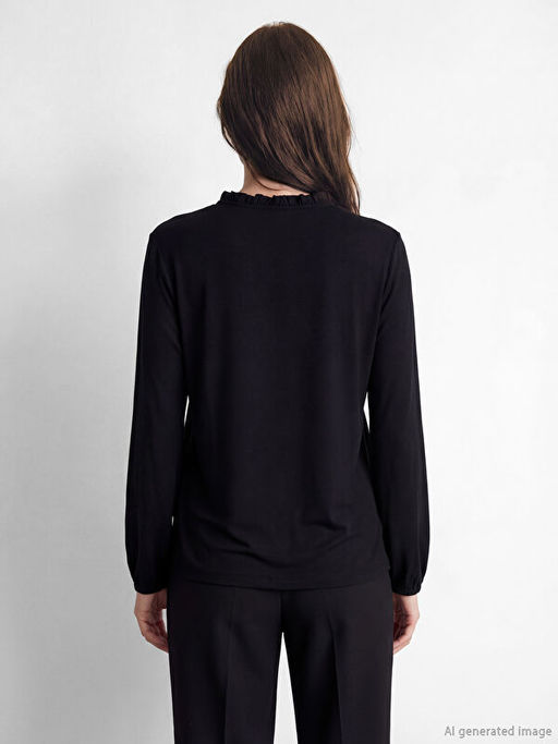 F?rf?rl? Ba?lamal? Yaka Ta?l? Bluz