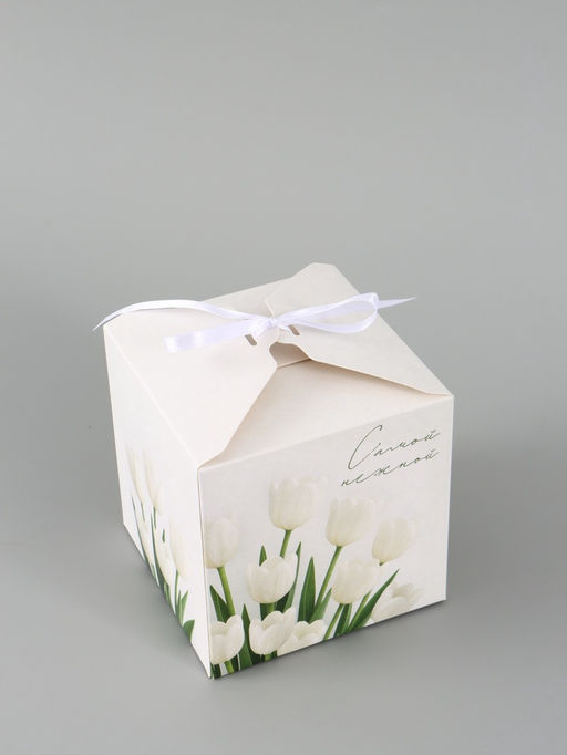 Цена за 10 шт. Коробка подарочная складная «Самой нежной», 12×12×12 см