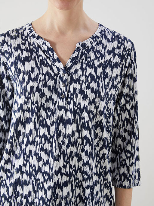 Ka??k Yaka Desenli Kad?n Bluz