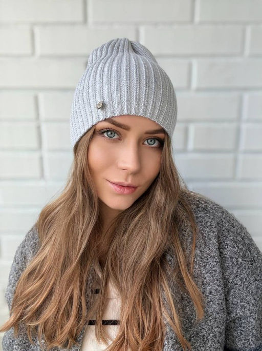 Шапка Искра