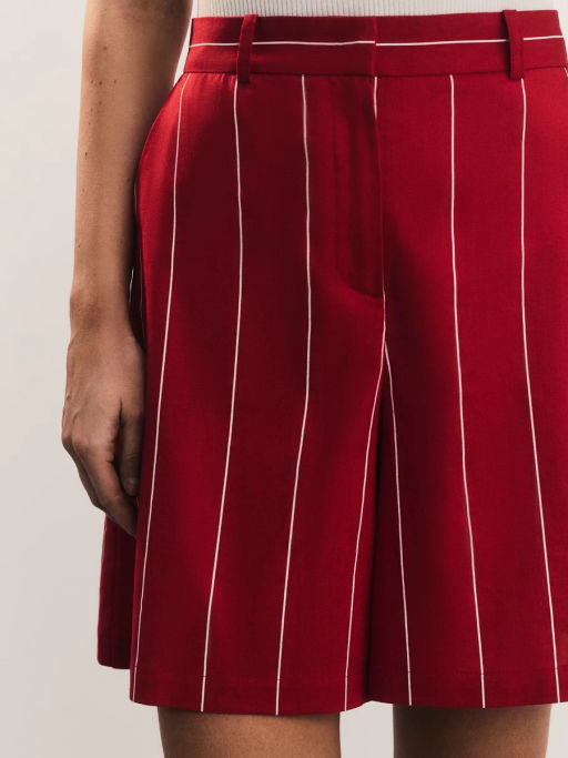 Широкие льняные шорты в полоску / Zarina  фото 7