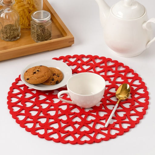 Салфетка сервировочная Доляна «Сердечки», d=30 см, красная