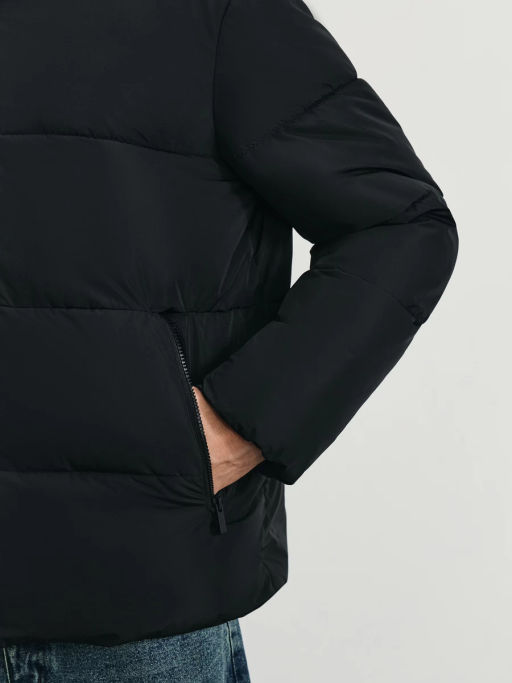 Куртка с потайным капюшоном / Zarina