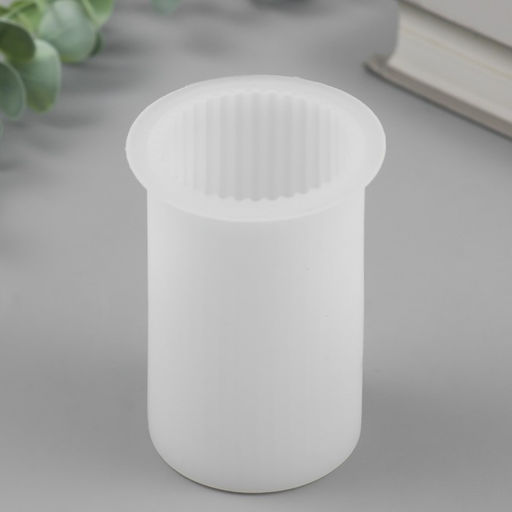 Молд силикононовый «Цилиндр. Полоски тонкие» 6,5 х 6,5 х 8,7 см