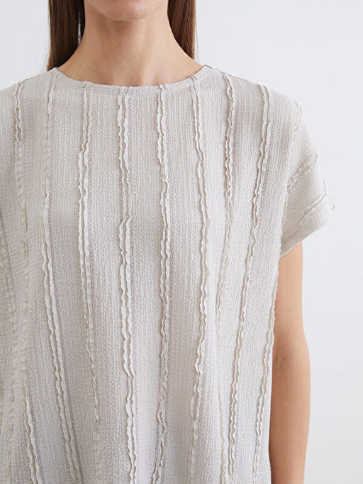 Bisiklet Yaka Dokulu Bluz