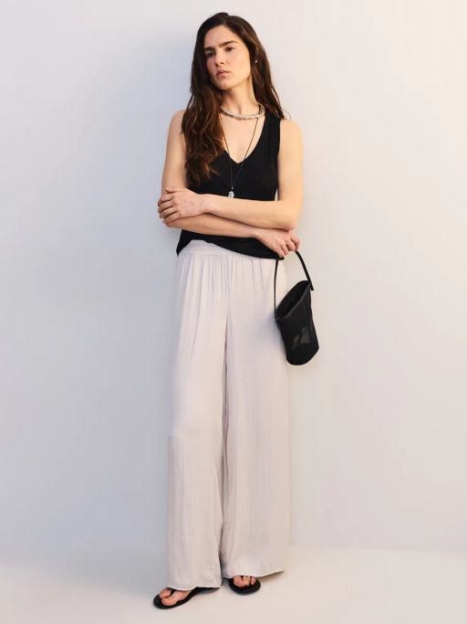 Майка прямого кроя с треугольным вырезом ZR2605013404-50 / Zarina