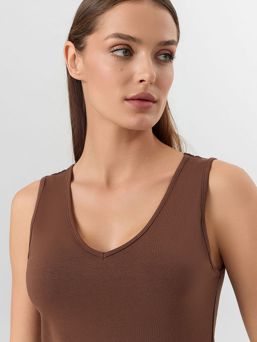 Майка женская бельевая коричневая - Mark formelle фото 4