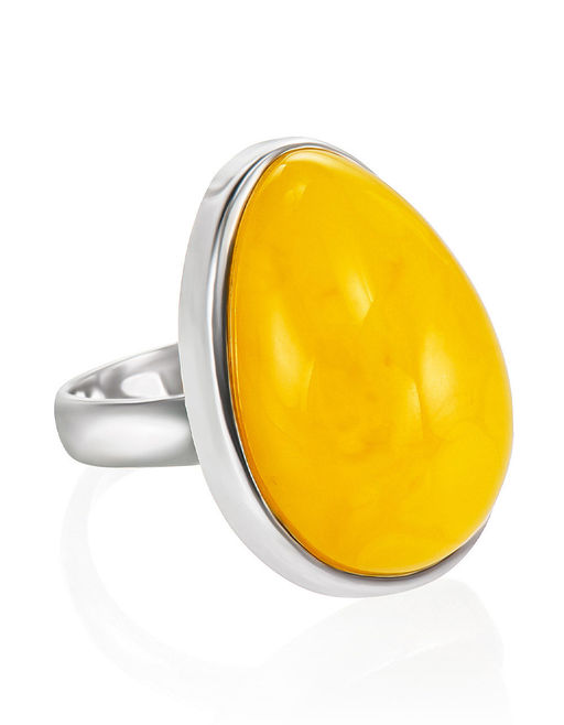 Кольцо из натурального балтийского янтаря медового цвета Глянец