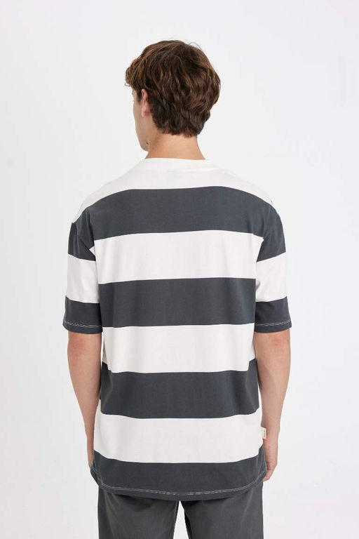 Полосатая футболка с короткими рукавами свободного покроя с круглым вырезом - Defacto фото 5