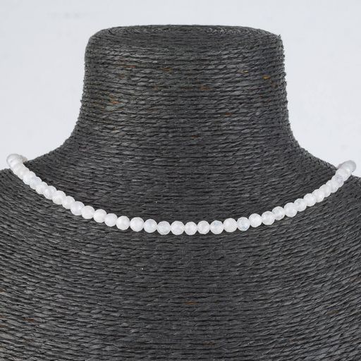 Бусы из Лунного камня огранка