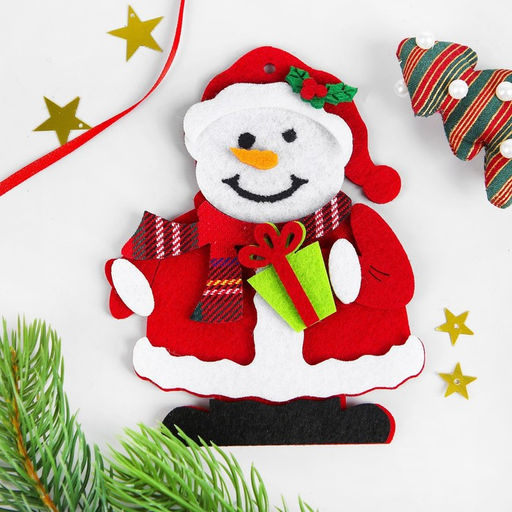 Ёлочная игрушка из фетра Снеговик с подарком, набор для творчества, своими руками