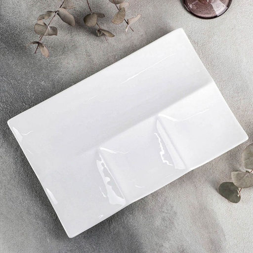 Менажница 4 ячейки Wilmax, 30×20 см, фарфор, белая