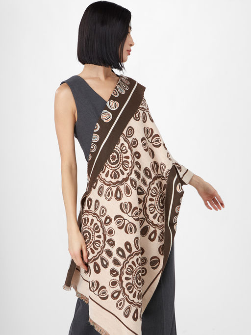 в составе ШЕРСТЬ и КАШЕМИР Большой, мягкий, теплый однотонный двусторонний палантин. - Tantino фото 5