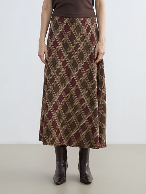 Beli Lastikli Baklava Desenli A Kesim Etek