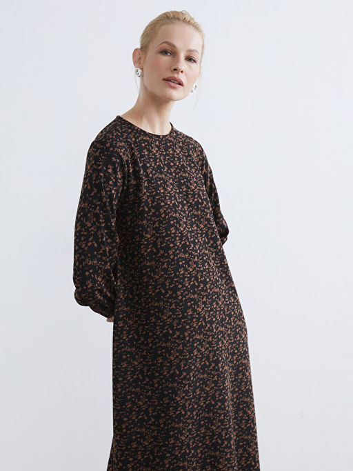 Bisiklet Yaka Desenli Elbise