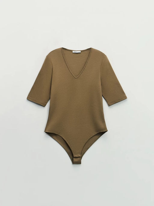 Боди из хлопка с треугольным вырезом / Zarina