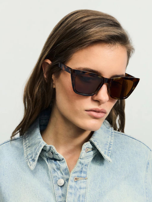 Солнцезащитные очки в пластиковой оправе / Zarina фото 4