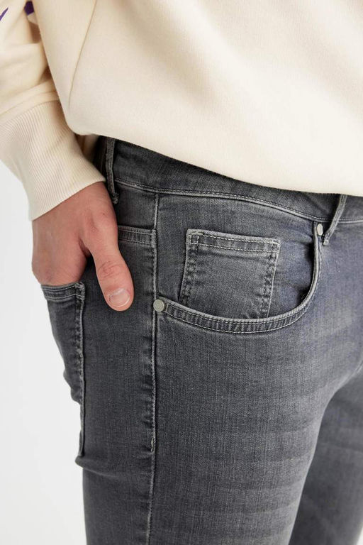 Джинсовые брюки скинни Carlo очень узкого кроя с нормальной талией и очень узкими штанинами - Defacto фото 5