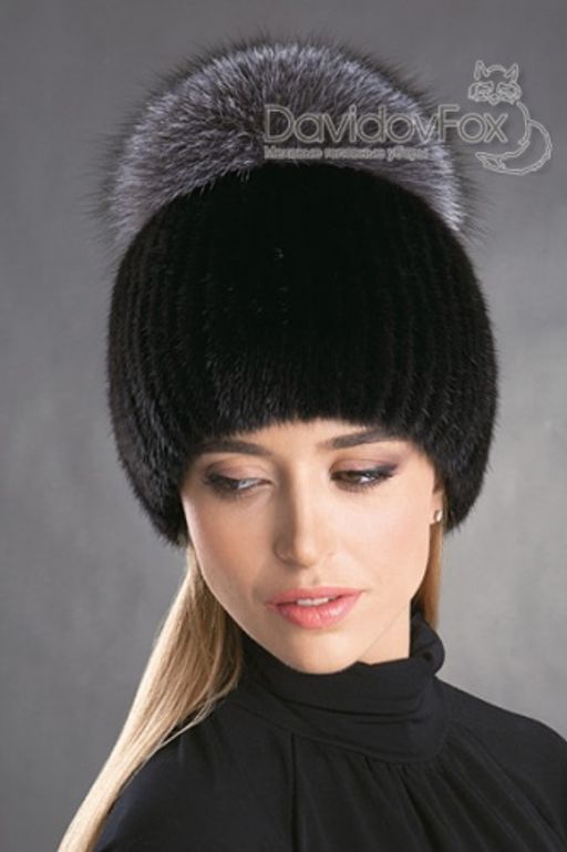 Шапка Лыжница норка блэк помпон блюф