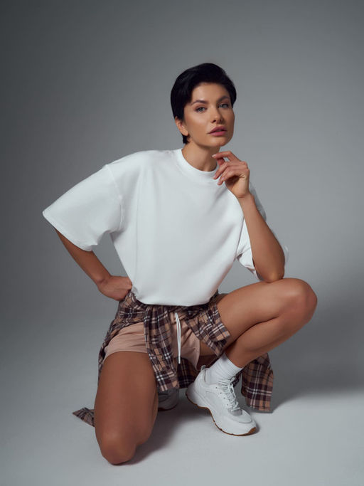 =Базовая футболка свободного силуэта - NEVERLATE фото 4