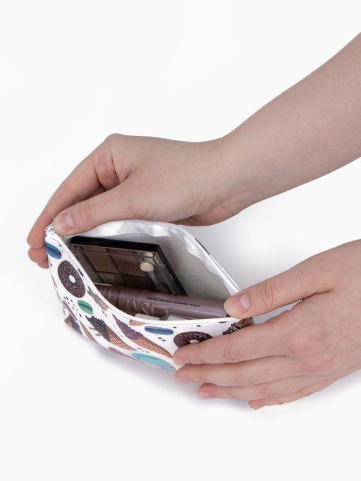 Цена за 3 шт. Косметичка на молнии, белая