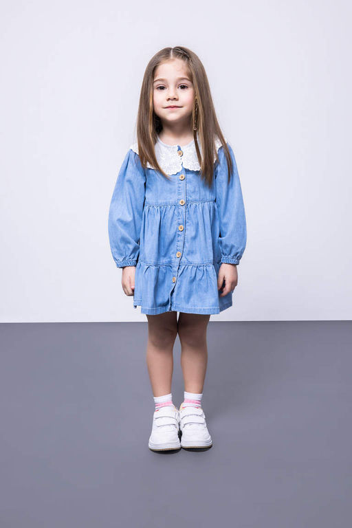 Джинсовое платье с широким кружевным воротником и длинными рукавами для маленьких девочек - Defacto фото 2