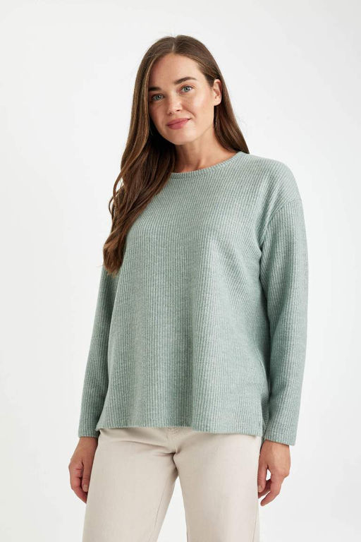 Женский простой свитшот свободного покроя с круглым вырезом в рубчик на бретельках с боковыми разрезами - Defacto фото 4