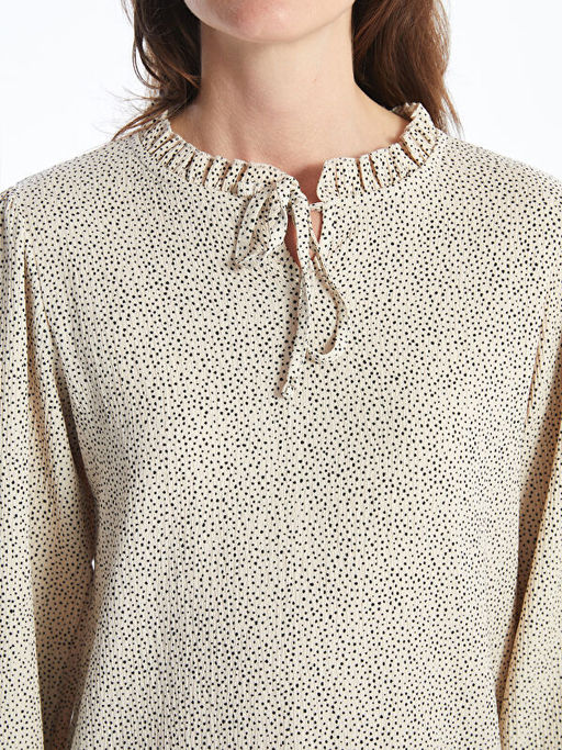 Ba?lamal? Yaka Puantiyeli Kad?n Bluz