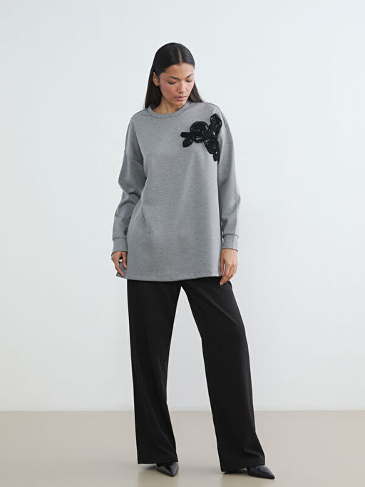 ?i?ek Aplikeli Oversize Kad?n Sweatshirt Tunik