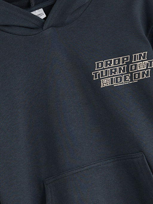 Kap??onlu Erkek ?ocuk Sweatshirt