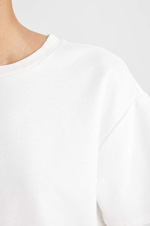 Женская базовая футболка с круглым вырезом и короткими рукавами свободного покроя - Defacto фото 5