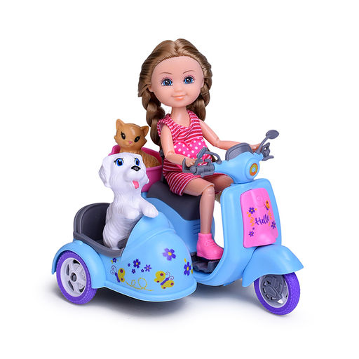 Кукла с аксессуарами "София и семья" в коробке