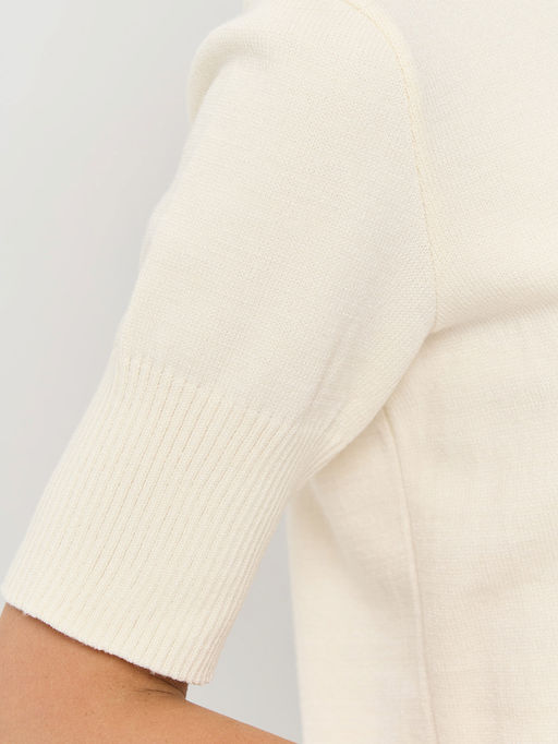 Джемпер женский 9242-94195. 276 молоко