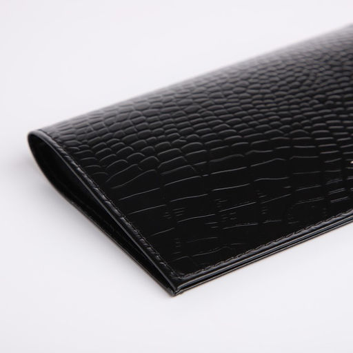 Обложка для паспорта, тиснение, крокодил, цвет чёрный - Simaland фото 4