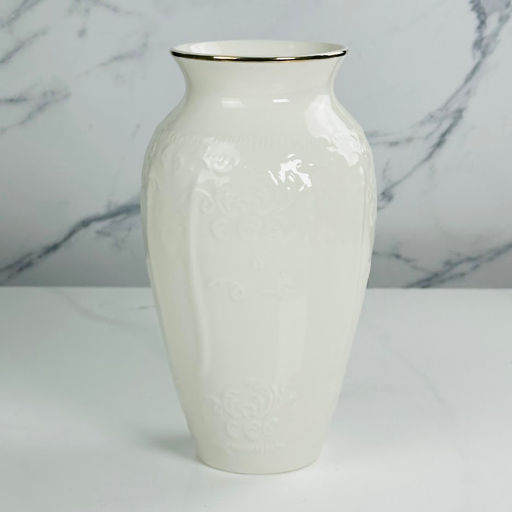 102-139 Ваза 20,5см в под.уп.(х12)Фарфор