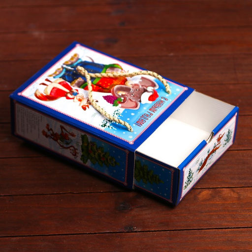 Подарочная новогодняя коробка «Квартет», упаковка, 16.5×7.9×20.8 см