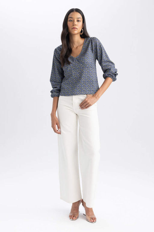 Приталенная блузка с длинными рукавами и V-образным вырезом - Defacto фото 2