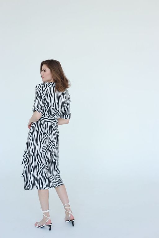 Платье AURA 3127-176 черно-белый