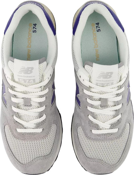 Кроссовки взрослые