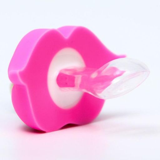 Пустышка силиконовая ортодонтическая Кошечка Софи,от 6 мес., с колпачком - Крошка я фото 3