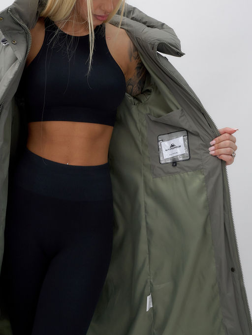 Пальто утепленное стеганное зимнее с капюшоном женское цвета хаки 9612Kh - Mtforce фото 12