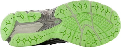 Кроссовки взрослые