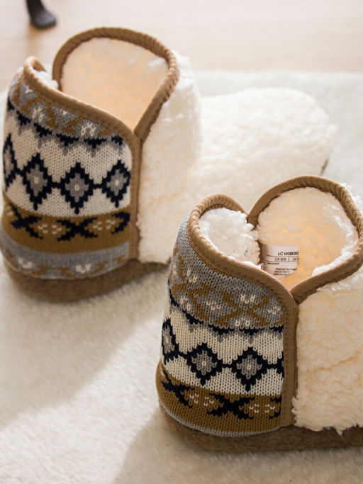 Nak??l? Kad?n Pel?? Ev Botu - Waikiki фото 3