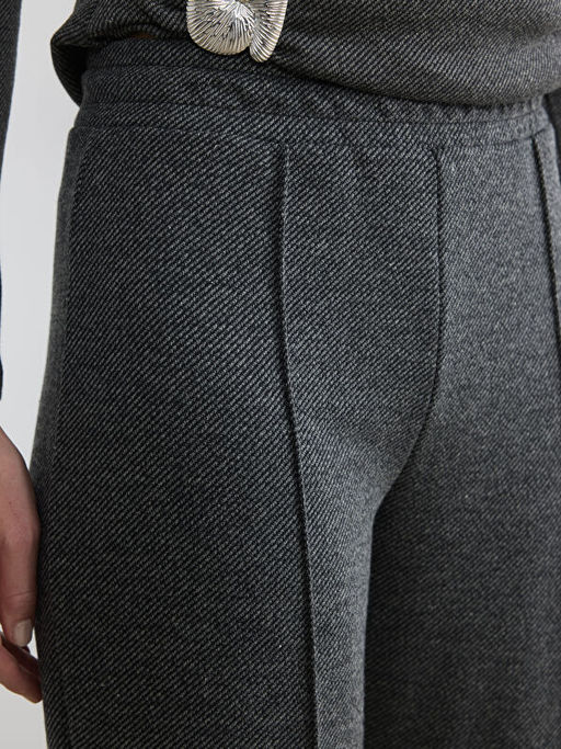 Loose Fit Desenli Kad?n Pileli Pantolon