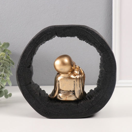 Фигурка полистоун «Маленький Хотей с ямочками, в арке из спила дерева», 6×21×19 см