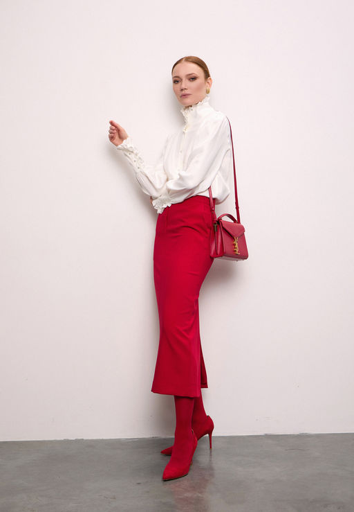 Блузка c изысканным воротником-стойкой DEVITA