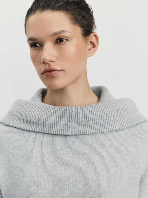 Джемпер с капюшоном с содержанием вискозы / Zarina