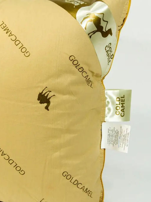 Подушка Gold Camel 70х70