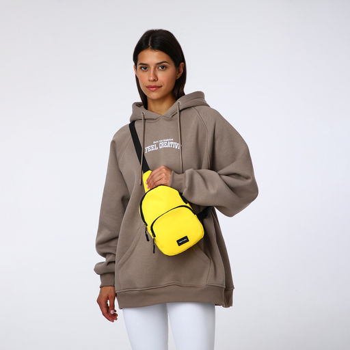 Сумка-слинг на молнии TEXTURA, наружный карман, жёлтая