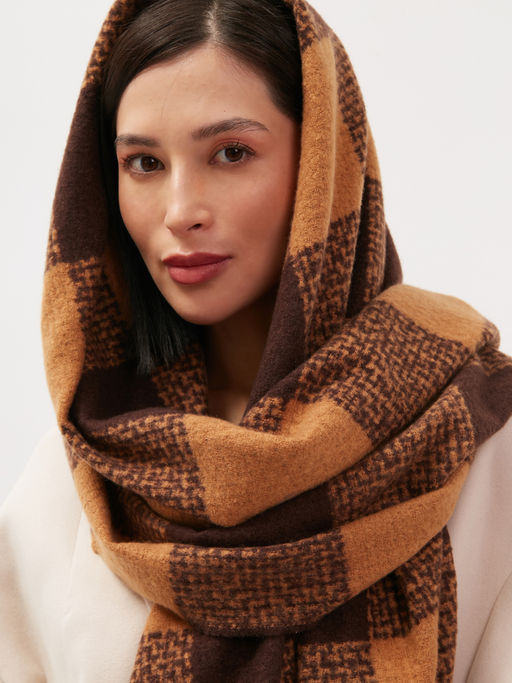 в составе шерсть Большой, мягкий, теплый двусторонний палантин с принтом. - Tantino фото 3